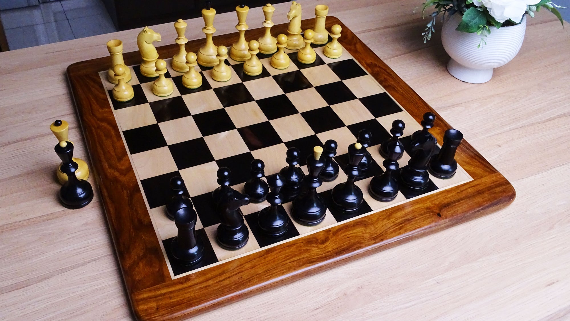 The Repro of 1950s Botvinnik Tournament Soviet Era Chess Pieces in Ebonized Boxwood - 4.4 inch King