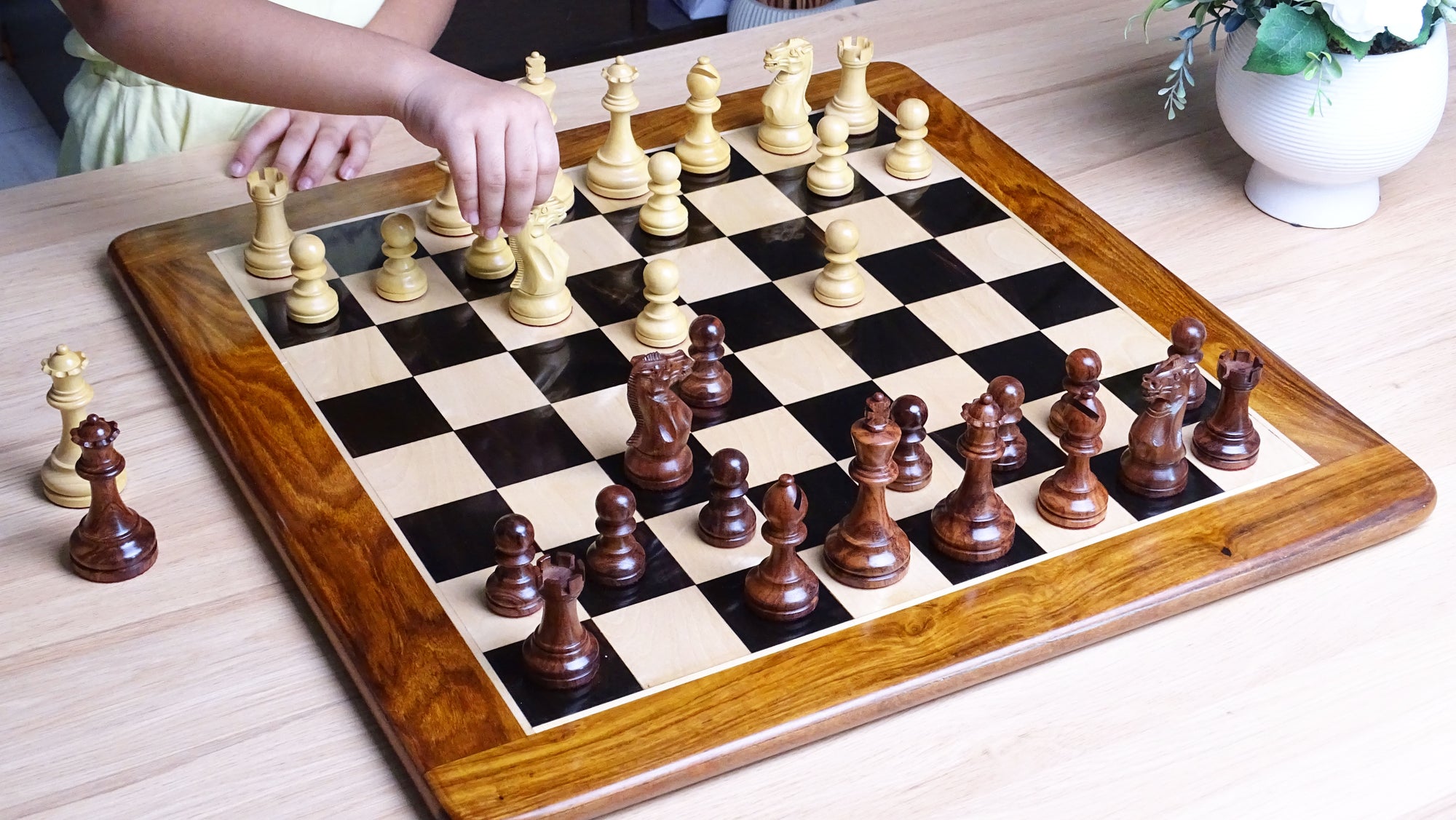 The Judit Polgar Repro Staunton Weighted Tournament Chess Pieces in Anjan Wood & Boxwood - 3.75 Inch King