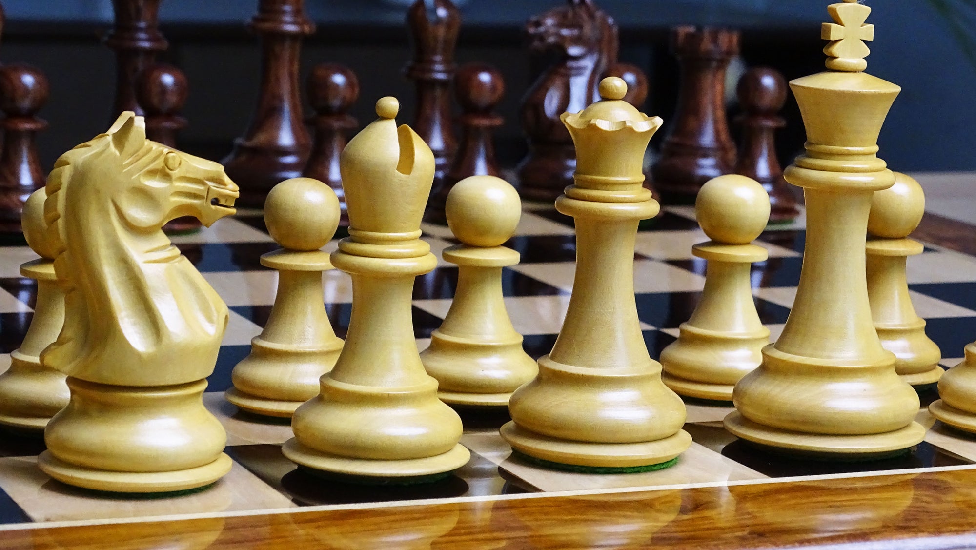 The Supreme Series Staunton Weighted Chess Pieces in Acacia Wood & Indian Boxwood - 4 inch King