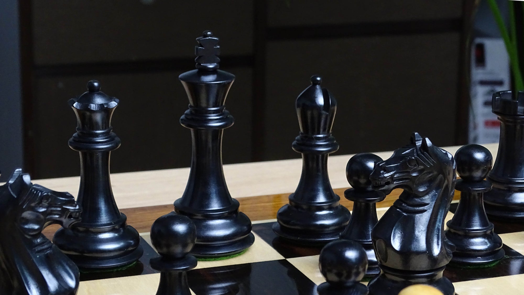 The 4 Inch Supreme Series Staunton Weighted Chess Pieces in Black Ebonized Wood & Boxwood - 1100 grams