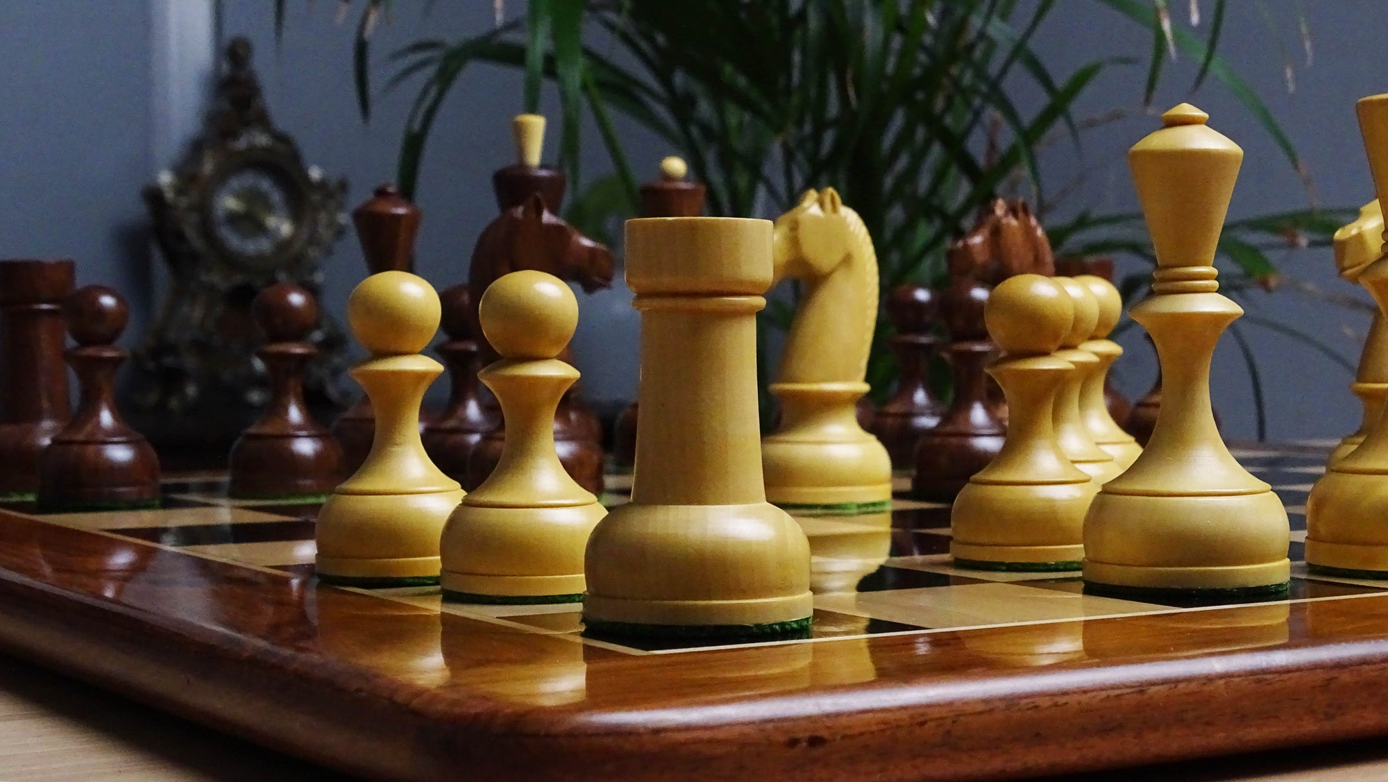 The Soviet Era 1950s Botvinnik Tournament Weighted Chess Pieces in Sheesham & Boxwood 4.4 inch King - 1480 Grams