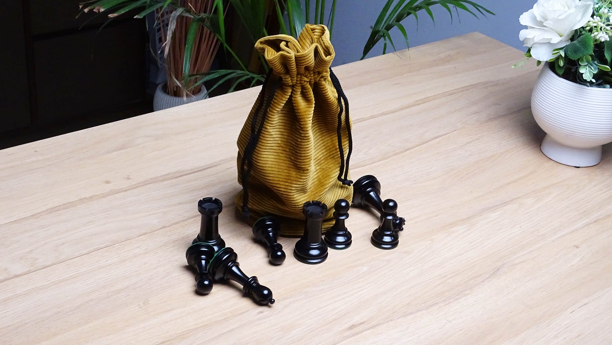 Chess Storage Pouch in Cotrise Fabric for Chess Pieces up to 3 ¾ inches