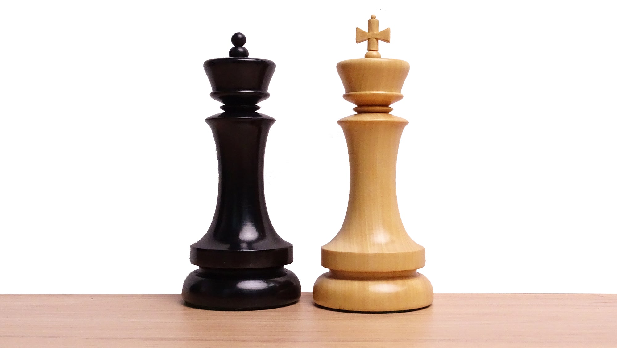 4.5 Inch Dublin Pattern Historical Luxury Triple Weighted Chess Pieces in Ebony & Boxwood with Two King Finials