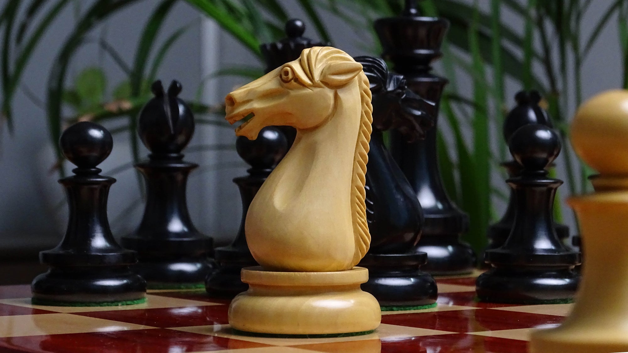 4.5 Inch Dublin Pattern Historical Luxury Triple Weighted Chess Pieces in Ebony & Boxwood with Two King Finials