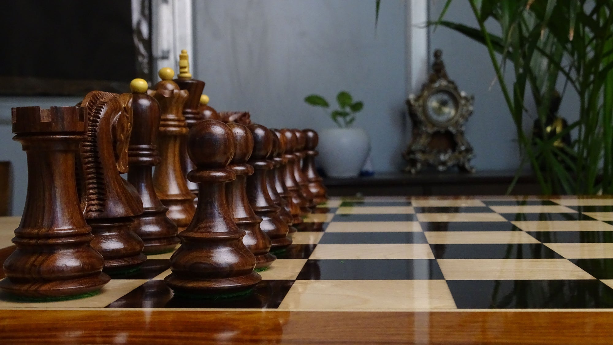 1959 World Chess Championship Russian Zagreb Weighted 3.8" Chess Pieces in Sheesham / Natural Boxwood - 1300 Grams Weight