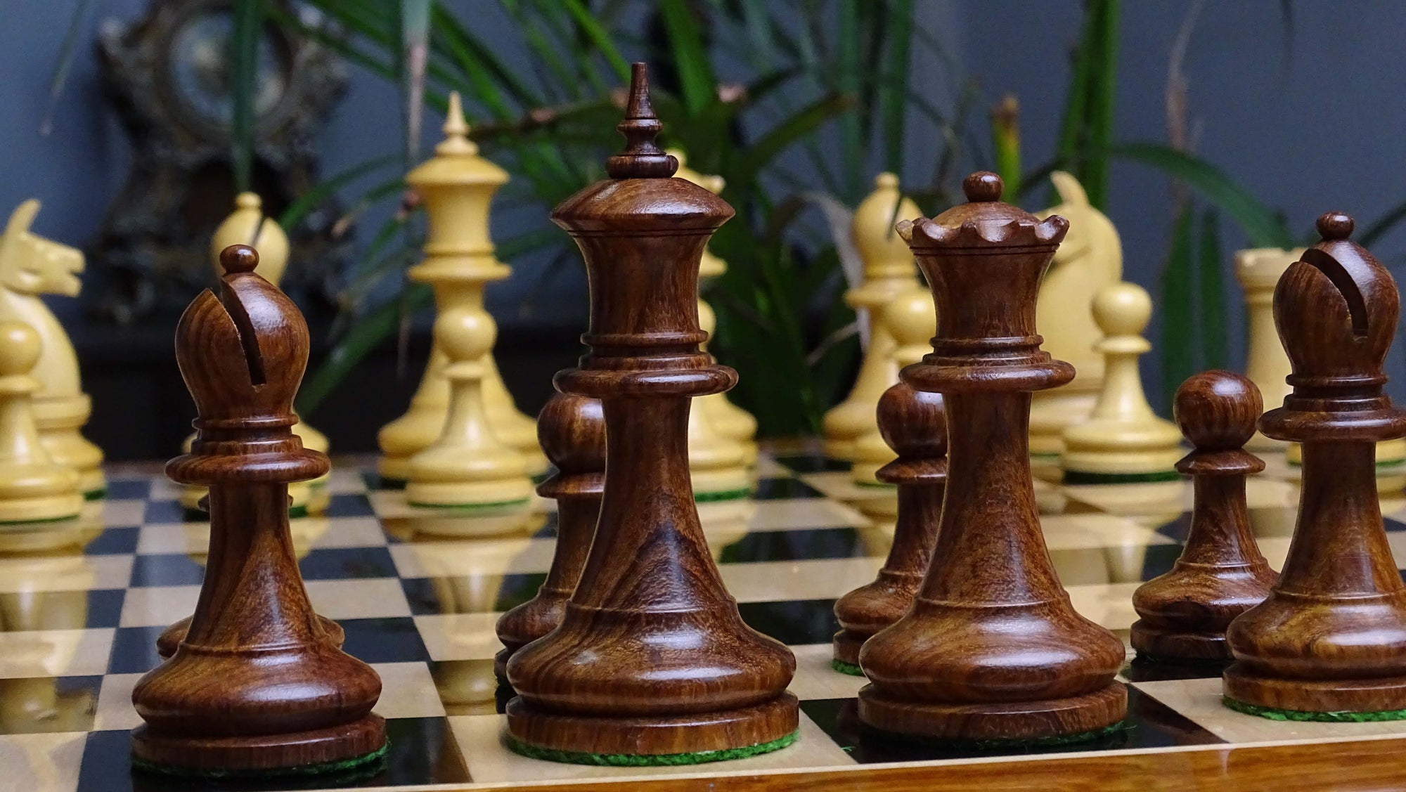 1904 Reproduced American Chess Company's Tournament 3.8 Inch Chess Pieces in Sheesham & Natural Boxwood - 1000 Grams Weight