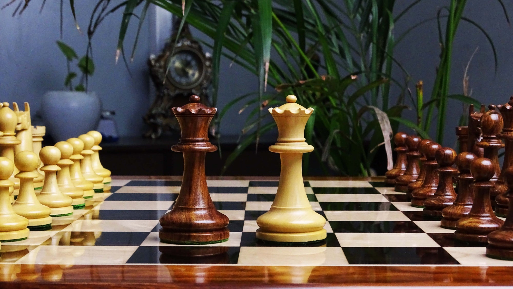 1904 Reproduced American Chess Company's Tournament 3.8 Inch Chess Pieces in Sheesham & Natural Boxwood - 1000 Grams Weight