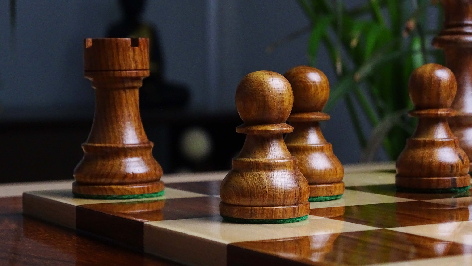 The FIDE Approved Tournament Wooden Chess Pieces in Sheesham & Boxwood 3 ¾ Inch King - 1050 Gms Weight