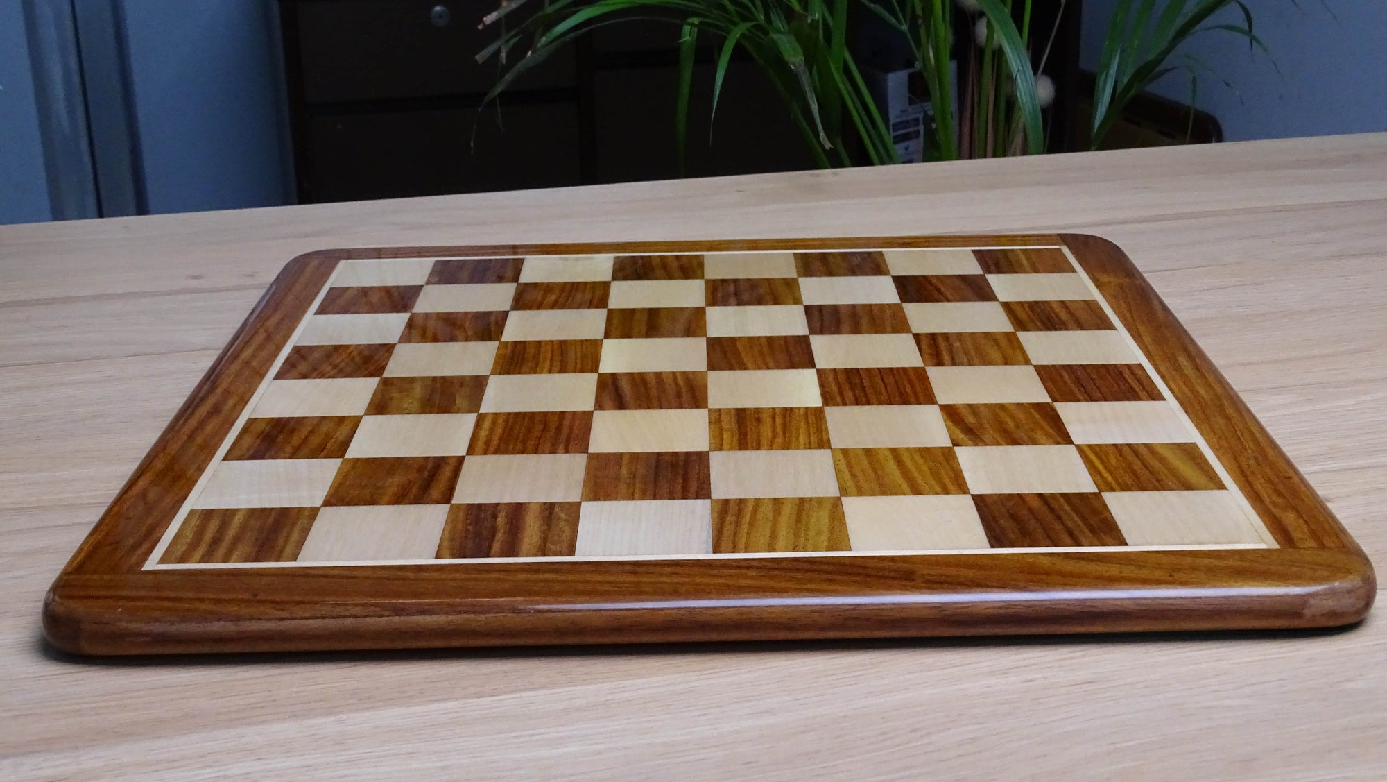 16 inch Solid Wood Chess Board in Sheesham Wood and Maple Wood - 42 mm Square