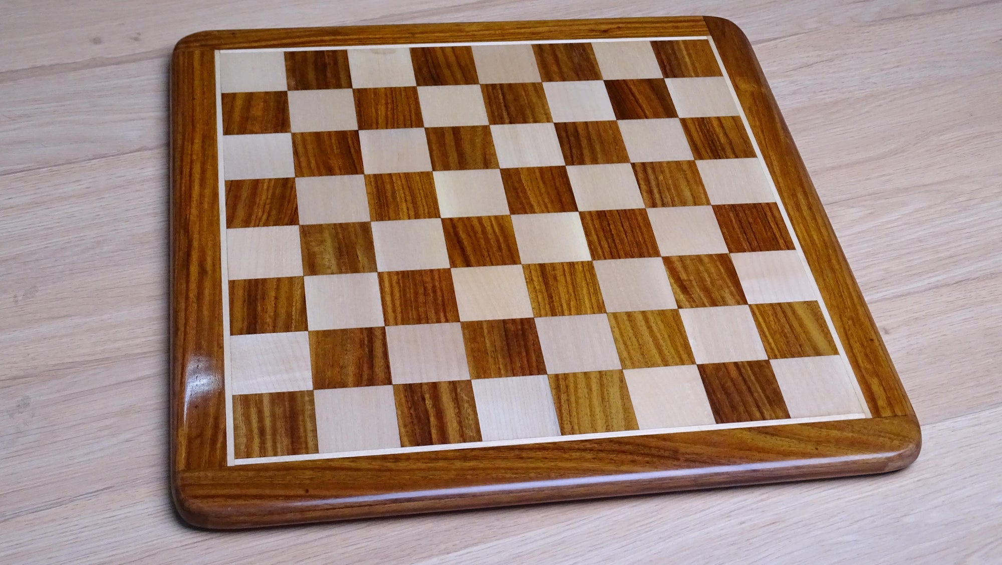 16 inch Solid Wood Chess Board in Sheesham Wood and Maple Wood - 42 mm Square