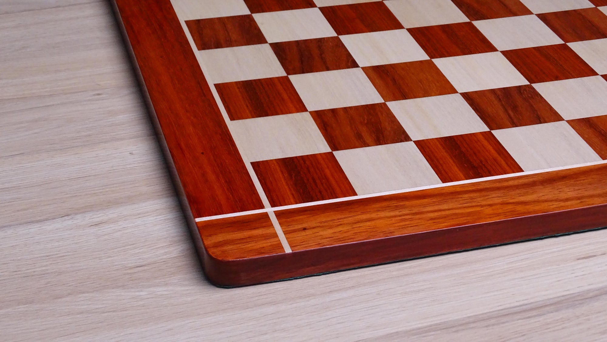 23 inch Luxury Solid Wood Chess Board in Padauk Wood and Maple Wood - 60 mm Square