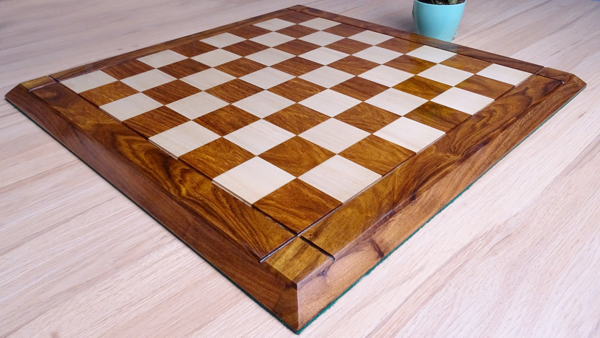 21 inch Solid Wood Chess Board in Sheesham Wood and Maple Wood - 53 mm