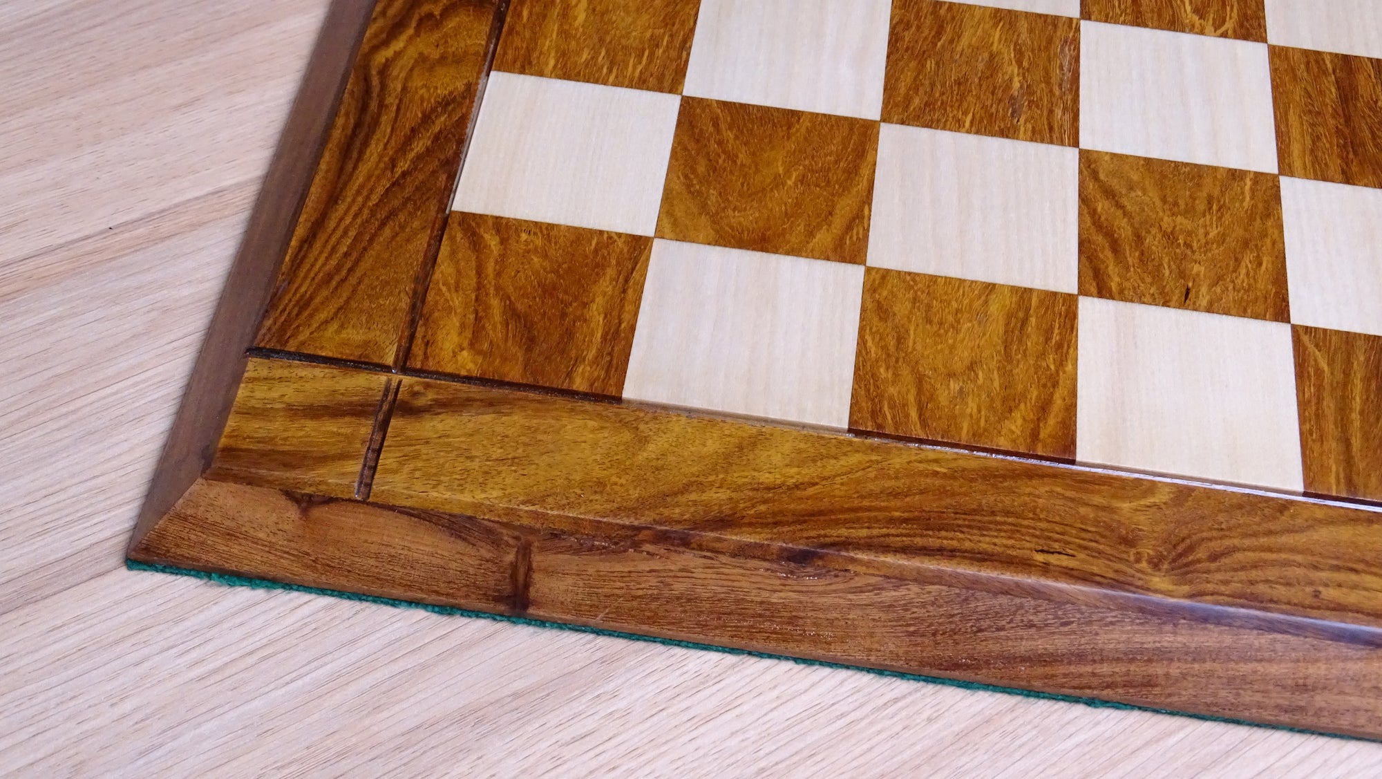 21 inch Solid Wood Chess Board in Sheesham Wood and Maple Wood - 53 mm